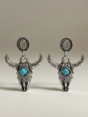 Western Boho Steer Skull Dangle Drop Silver Tone & Turquoise Post Earrings New!